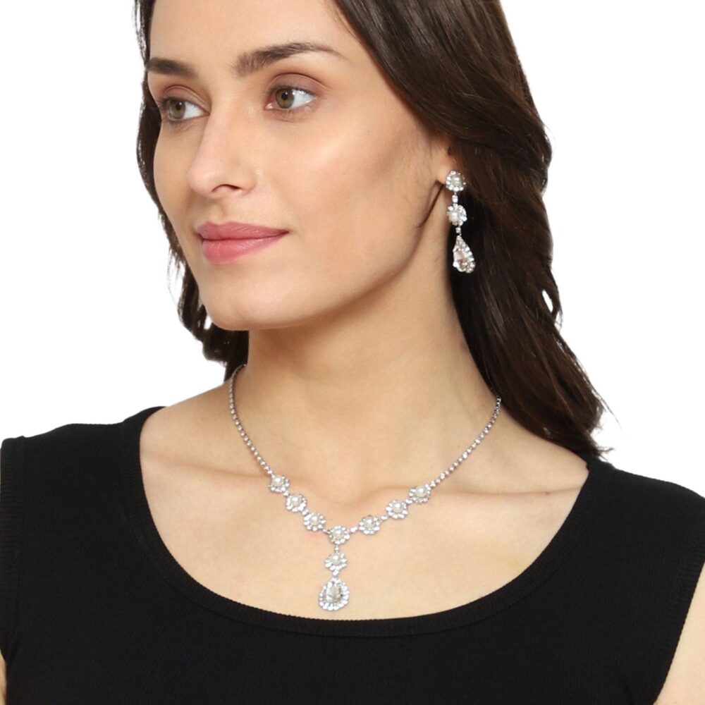 Simple American Pearl Necklace Earring Set